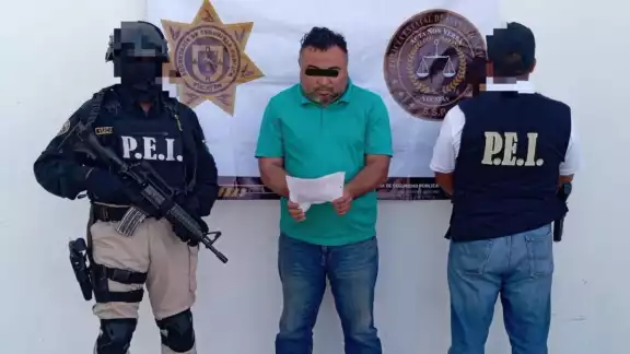 El hombre es acusado por el delito de abuso sexual El hombre es acusado por el delito de abuso sexual