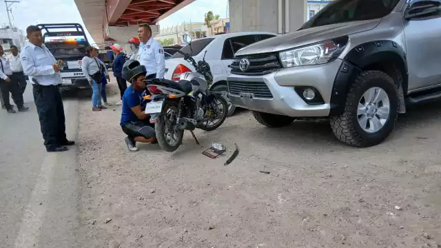Un motociclista circulaba a exceso de velocidad en la colonia Centro de Escárcega.