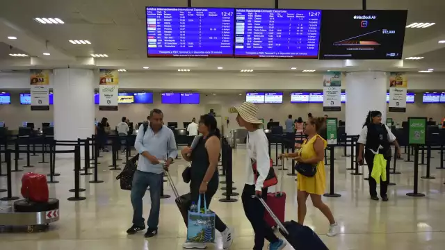 Pasajeros de la ruta CDMX-Cancún han llegado sin retrasos