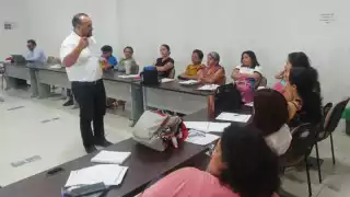 Capacita Gobierno del Estado a especialistas en salud mental