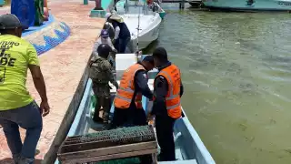 Marina asegura embarcación por pesca ilegal en Holbox