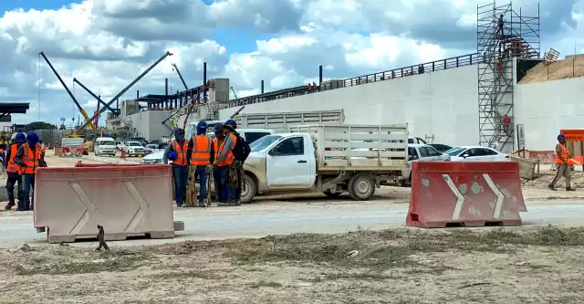 Habitantes acusan a policías de sembrar drogas y recaudar con impunidad