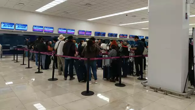 Hay buena movilidad de pasajeros en el aeropuerto de Mérida