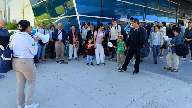 Alrededor de 40 capitalinos permanecerán cinco días en el estado.