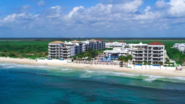 Los empleados del hotel Grand Residences habrían sido privados de la libertad