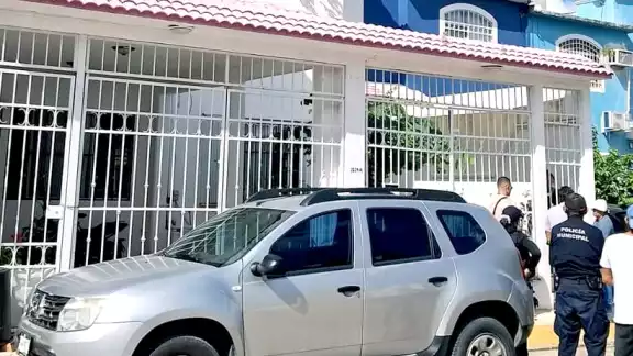 Los estafadores se hacen pasar por trabajadores de las instituciones para desalojar a las personas