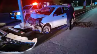 Choque en malecón de Champotón deja cuantiosos daños materiales