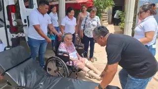 Abuelita de 90 años regresa a casa de su hijo en Hecelchakán, tras ser golpeada y abandonada por su nuera