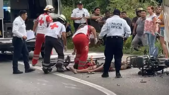 El motociclista transportaba a exceso de velocidad El motociclista transportaba a exceso de velocidad