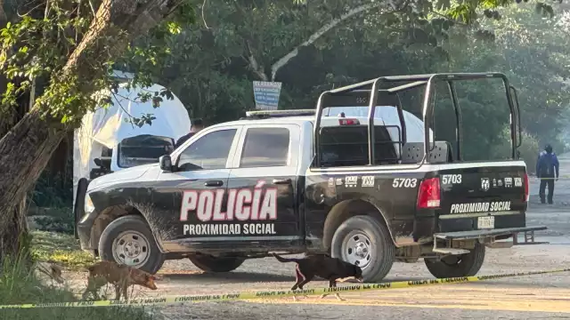Sujetos a bordo de motocicletas arribaron a la base de los mototaxis para dispararles