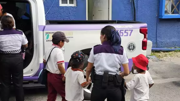 Rescatan a cuatro menores de edad víctimas de presunta explotación laboral en Cancún Rescatan a cuatro menores de edad víctimas de presunta explotación laboral en Cancún