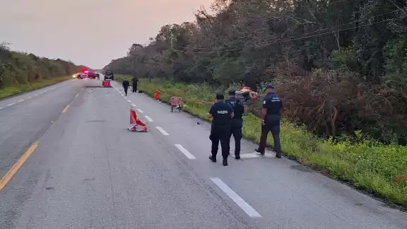 El lesionado fue atendido por paramédicos, quienes lo trasladaron a un hospital
