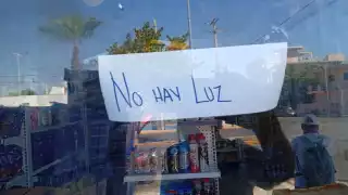 Corte de luz de 13 horas causó afectaciones a empresarios de Isla Mujeres