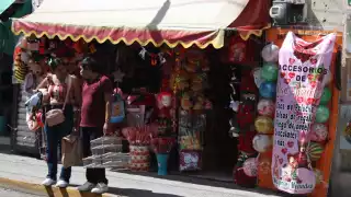 Los capibaras de peluche, el obsequio más buscado en comercios del Centro Histórico para la celebración