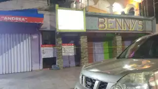 Clausuran bar "Bennys" en Chetumal