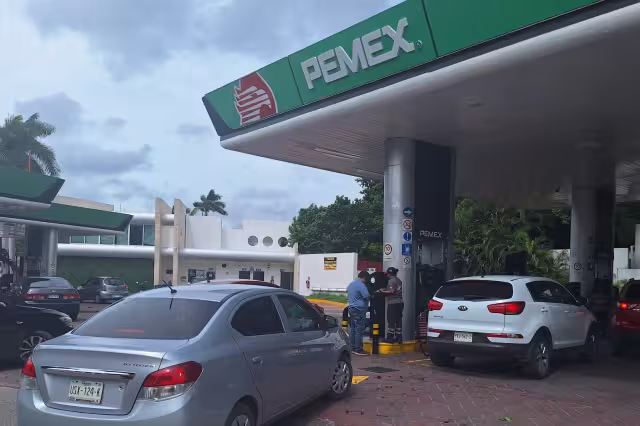 Mérida sobresale entre las ciudades con precios más bajos en combustibles