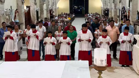 Católicos inician recorrido para llegar a la Ciudad de México y participar en la misa del Día del Yucateco Católicos inician recorrido para llegar a la Ciudad de México y participar en la misa del Día del Yucateco
