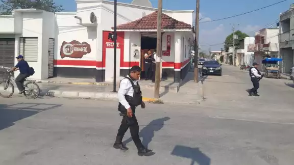 Policías hicieron acto de presencia para investigar la ejecución Policías hicieron acto de presencia para investigar la ejecución