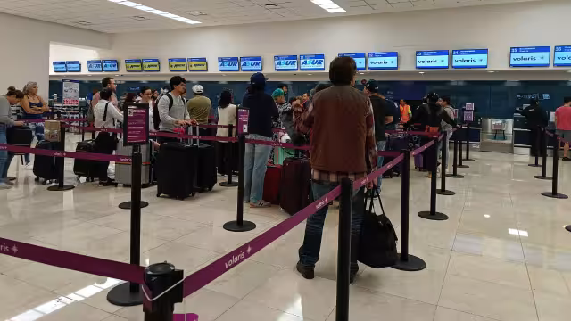 El aeropuerto de Mérida continúa con operaciones regulares
