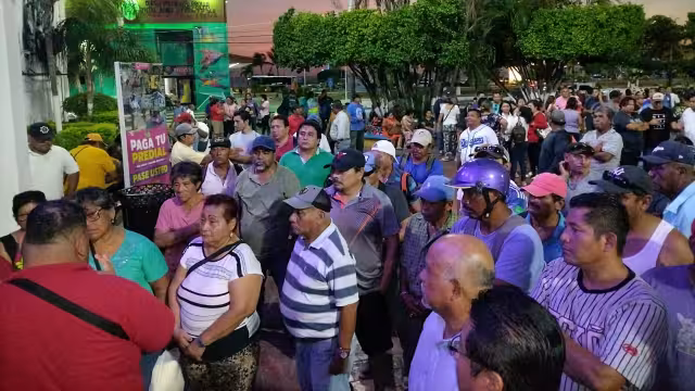 El reclamo es por dejar sin su fuente de ingresos a mujeres adultas.