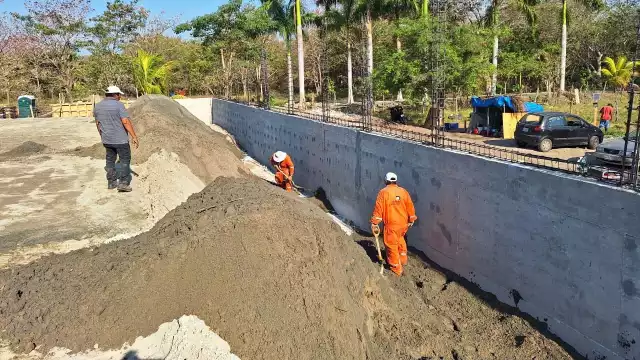 Subestación ya tiene cimientos