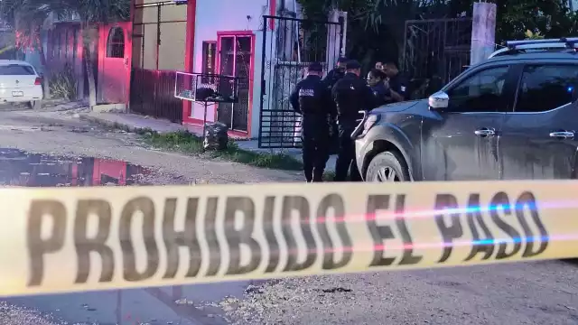 Los elementos policiacos acudieron al llamado de emergencia.