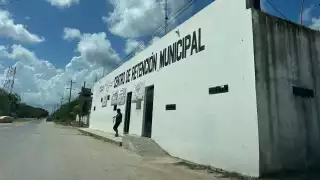 Paramédicos acudieron al lugar del reporte, confirmando que el hombre ya no contaba con signos vitales