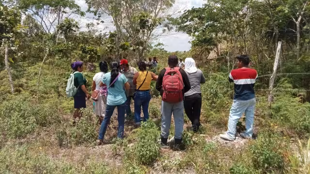 El cuerpo del joven presentó un impacto de bala, lo que aparentemente le causó la muerte