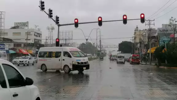 El cielo se nubló desde temprano en la mañana, por lo que se espera que durante el día permanezca así