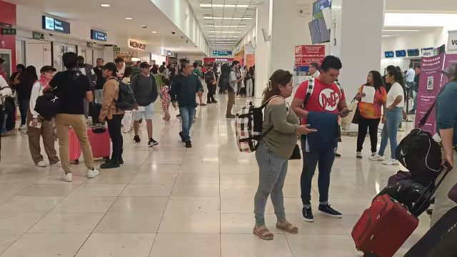 Hay buena movilidad de pasajeros en el aeropuerto de Mérida