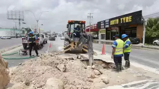 Dos exfuncionarios de su administración están incluidos en la denuncia por ampliar el permiso