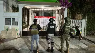 Elementos localizaron dosis de marihuana y cocaína