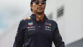 Checo Pérez no tuvo una buena práctica clasificatoria y este domingo tendrá que salir desde la casilla 16 en la parrilla 