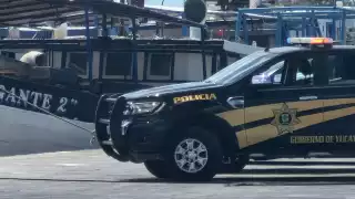 Hallan un cadáver flotando en el  Puerto de Abrigo de Progreso 