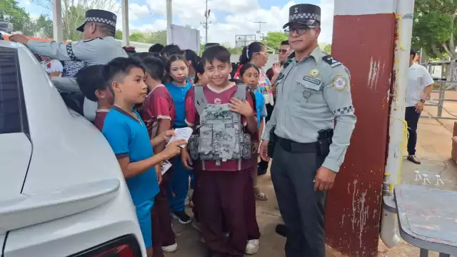 Los niños y niñas vivieron un día inolvidable con las corporaciones de seguridad.