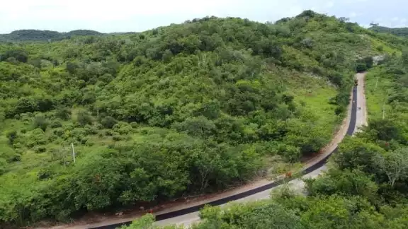 Aplican un programa de bacheo en 3 mil 500 kilómetros de caminos