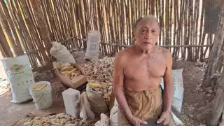 “Solo quiero un ventilador”: Abuelito de 80 años ruega a la CFE en Hecelhakán cumplir con contrato de luz