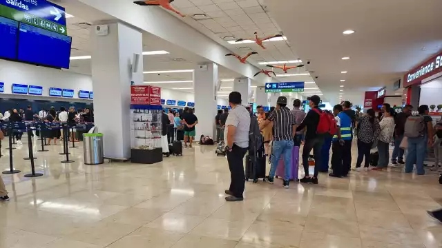 Hay al menos ocho vuelos con retrasos en el aeropuerto de Mérida