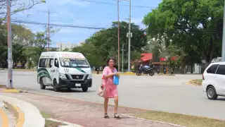 Debido al calor, se recomienda salir con ropa ligera, mantenerse hidratado y evitar salir en horarios con mayor calor