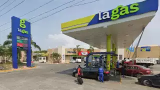 Balean a un campechano en una gasolinera en Puerto Aventuras