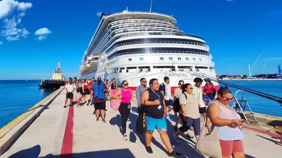 La llegada del Carnival Breeze, el buque estrella de Progreso, generó escasas ganancias y movimiento