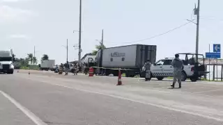 Motociclista pierde la vida al accidentarse en la carretera Sabancuy-Calax    