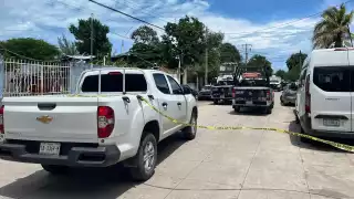 Localizan el cuerpo de un hombre dentro de un camión abandonado en Cancún