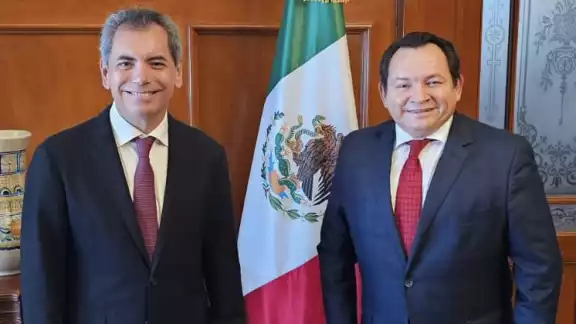 Díaz Mena se reunió con el secretario de Hacienda, Édgar Zamora Díaz Mena se reunió con el secretario de Hacienda, Édgar Zamora