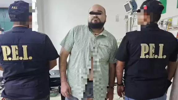 El hombre fue puesto a disposición de las autoridades El hombre fue puesto a disposición de las autoridades
