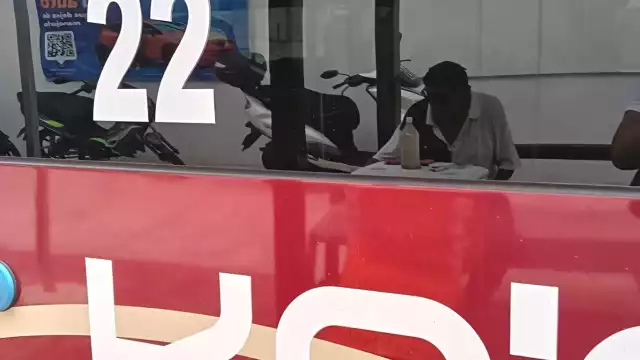 Nuevo transporte, viejos vicios: chofer del Ko’ox maltrata a pasajeros