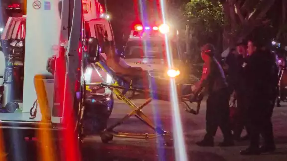 Los cuerpos de emergencia respondieron a los llamados del 911. Los cuerpos de emergencia respondieron a los llamados del 911.