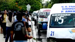 Los usuarios se sienten inseguros al ir en combis y camiones, ya que no hay precauciones de los choferes al conducir