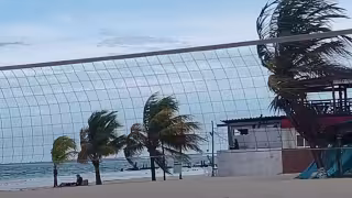 Hoy, las rachas serán de 46 km/h; el puerto reabriría mañana