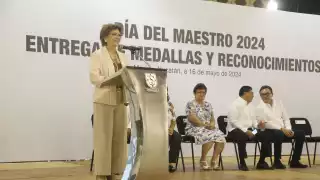 Gobierno de Yucatán anuncia aumento salarial para maestros estatales 